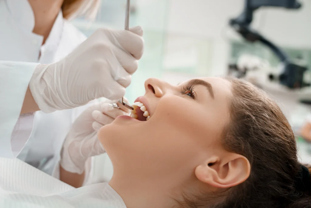 adobestock adobestock Réhabilitation dentaire globale Dentistes à Metz | Esthétique dentaire | Cabinet dentaire des Ormes