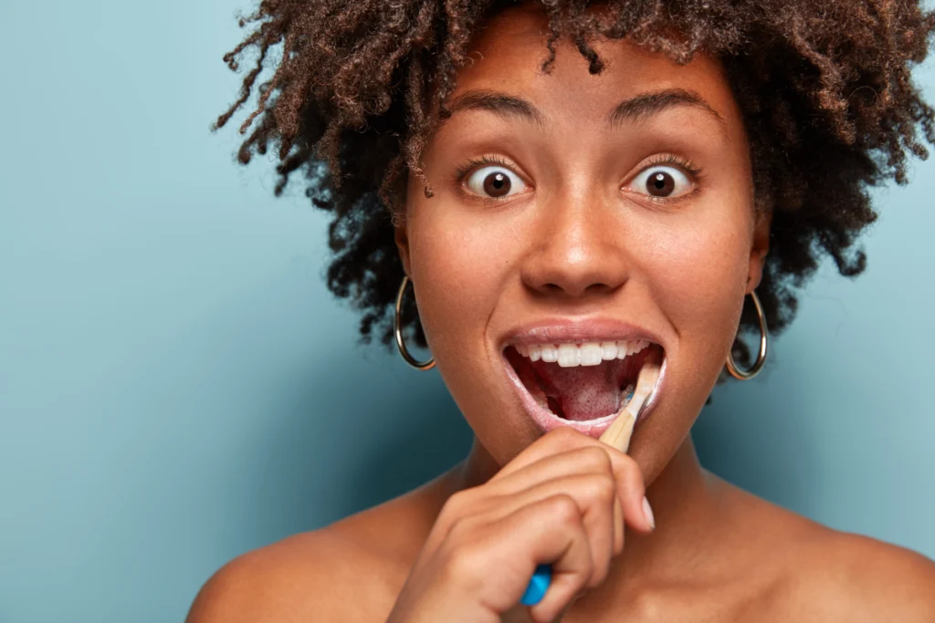 parodontologie metz consultation brossage Conseils post-opératoires Dentistes à Metz | Esthétique dentaire | Cabinet dentaire des Ormes